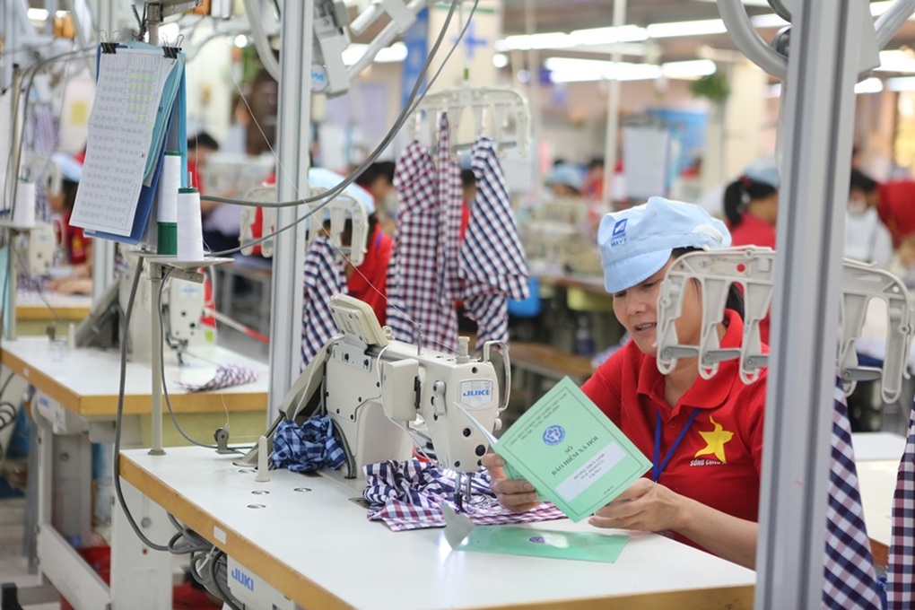 Trên 4.500 tỷ đồng bị nợ, hàng chục nghìn lao động quay quắt - 1 Trên 4.500 tỷ đồng bị nợ, hàng chục nghìn lao động quay quắt - 1