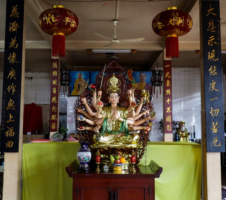 Khám phá ngôi chùa tồn tại nửa thế kỷ trong chung cư giữa Sài Gòn - 12 Khám phá ngôi chùa tồn tại nửa thế kỷ trong chung cư giữa Sài Gòn - 12