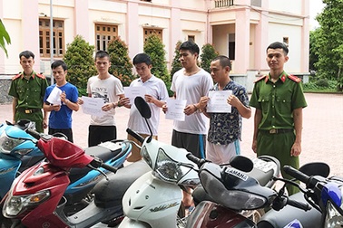 Tóm gọn nhóm đối tượng chuyên “đá xế” gây ra 35 vụ trộm xe máy