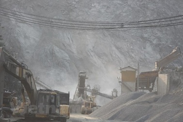 Tước quyền sử dụng giấy phép khai khoáng của Công ty xi măng Kiên Giang