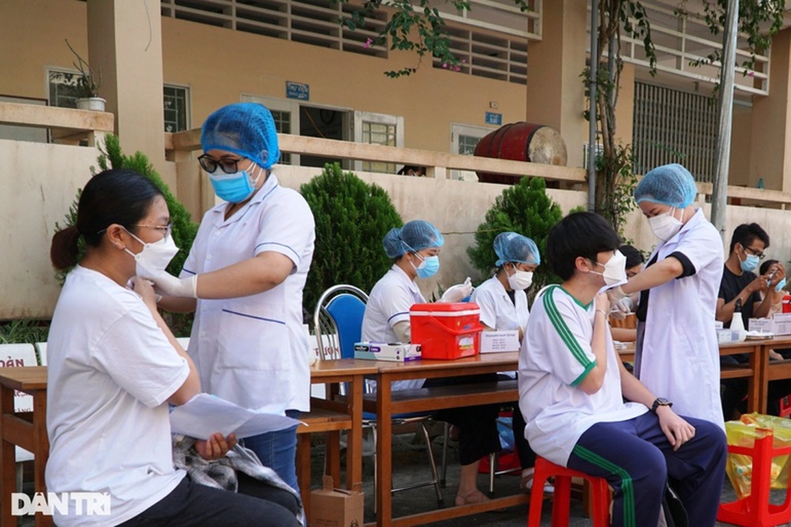 Sáng 29 Tết, ca mắc Covid-19 mới ở các tỉnh miền Tây giảm rất sâu - 2 Sáng 29 Tết, ca mắc Covid-19 mới ở các tỉnh miền Tây giảm rất sâu - 2