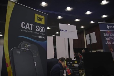 Smartphone sở hữu camera cảm biến nhiệt đầu tiên trên thế giới