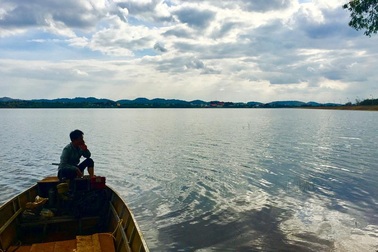 Nông dân vui mừng, du khách thích thú khi hồ Ea Kao đẫy nước