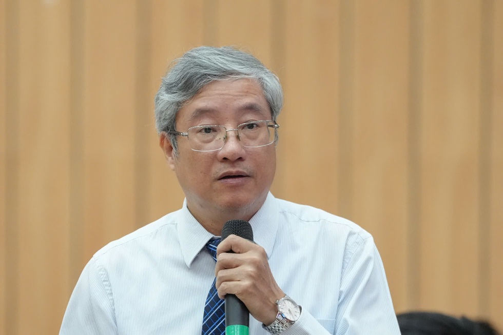 TPHCM từ xé rào sau ngày thống nhất đến vai trò tiên phong đổi mới - 3 TPHCM từ xé rào sau ngày thống nhất đến vai trò tiên phong đổi mới - 3
