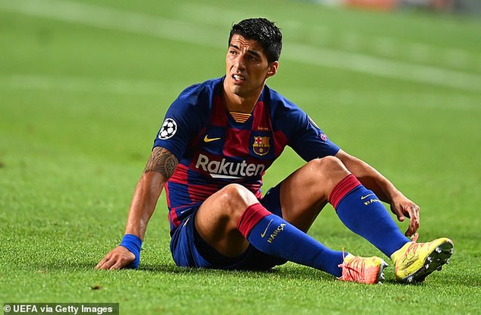 Bị Barcelona hắt hủi, Luis Suarez muốn sát cánh cùng C.Ronaldo - 1 Bị Barcelona hắt hủi, Luis Suarez muốn sát cánh cùng C.Ronaldo - 1