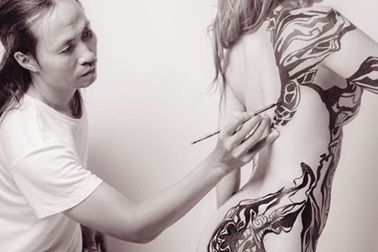 Tôi không bị ham muốn thể xác chi phối khi làm việc với người mẫu nude