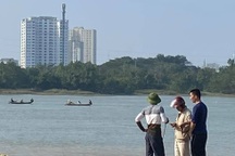 Vụ mẹ ôm con bệnh não nhảy cầu: Tìm thấy thi thể người mẹ