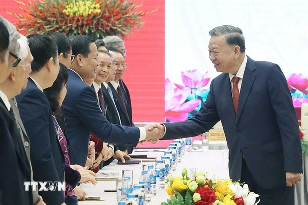 Khoán 10 trong khoa học công nghệ - 1 Khoán 10 trong khoa học công nghệ - 1