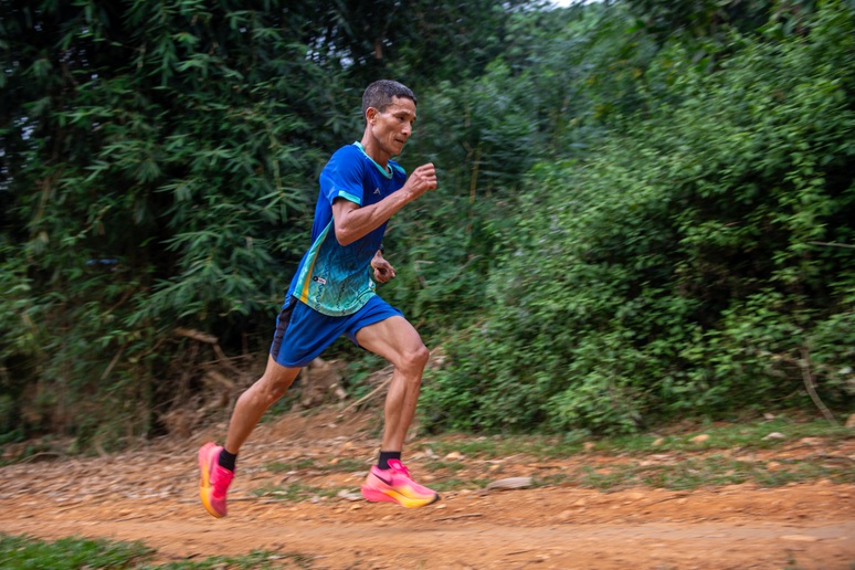 Anh nông dân và giấc mơ ghi tên trên bảng vàng Marathon Việt Nam