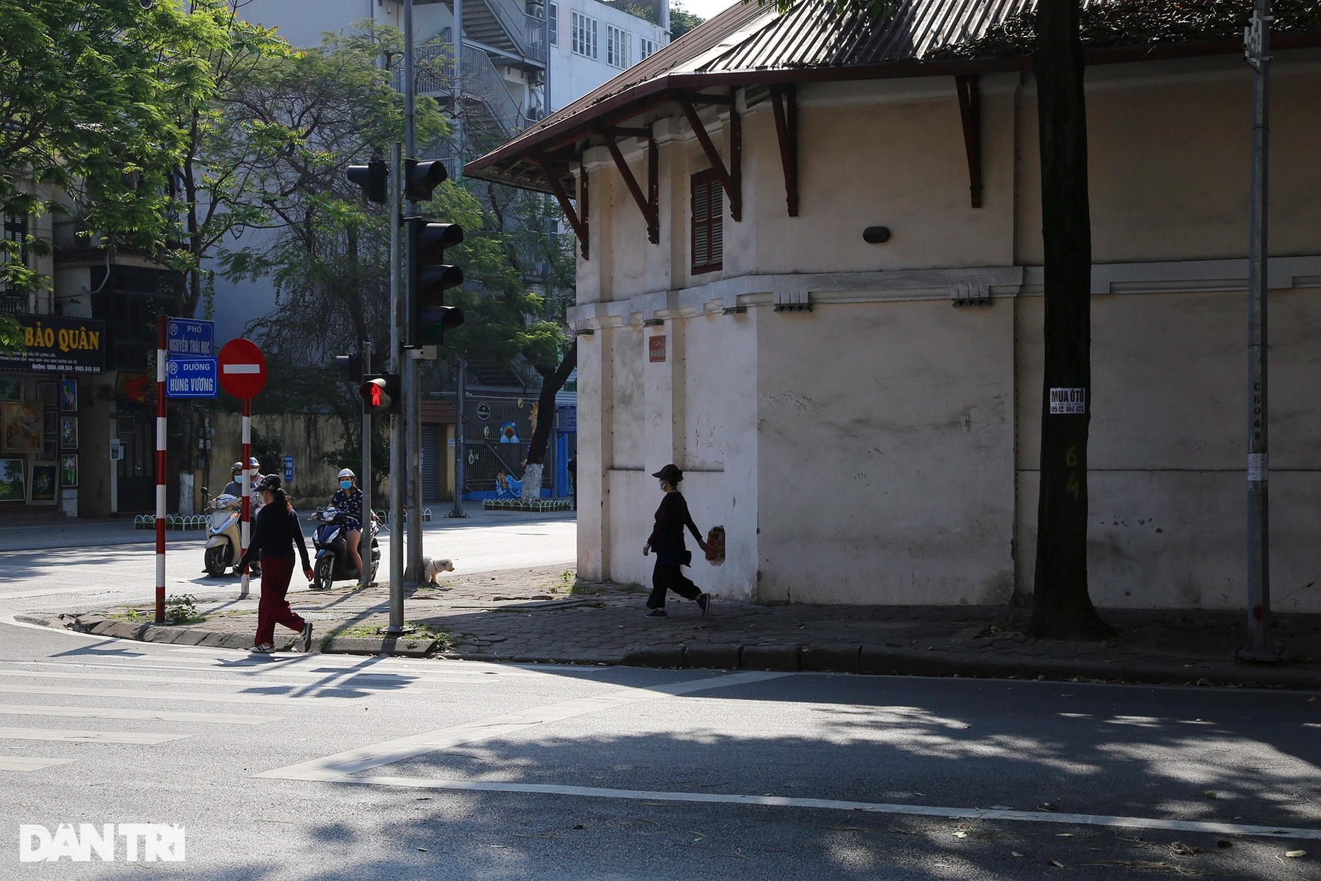 Hình ảnh phá dỡ tòa nhà Pháp cổ 4 mặt tiền cạnh quảng trường Ba Đình - 13