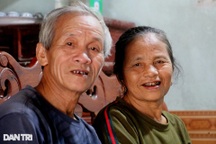 Người phụ nữ đi hỏi vợ cho chồng