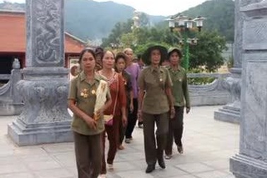 Về lại Truồng Bồn