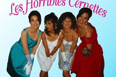 “Gặp lại” bức ảnh đầu tiên đăng tải trên mạng Internet