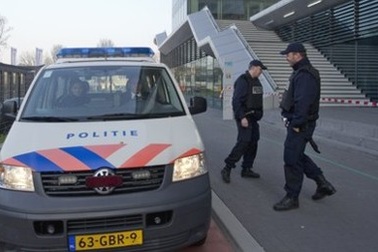 Hà Lan: Hàng loạt trường học đóng cửa vì bị đe dọa xả súng