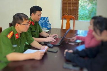 Triệu tập 2 phụ nữ đăng tin sai sự thật về bắt cóc trẻ em lên mạng xã hội