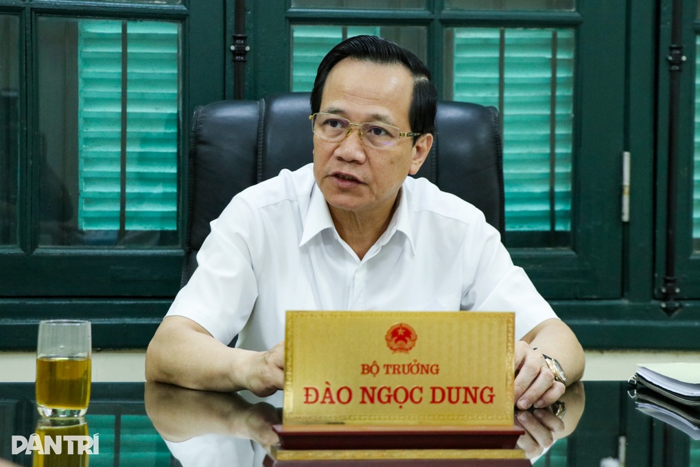 10 ngày thực hiện lời hứa của Bộ trưởng với gia đình liệt sĩ - 3 10 ngày thực hiện lời hứa của Bộ trưởng với gia đình liệt sĩ - 3