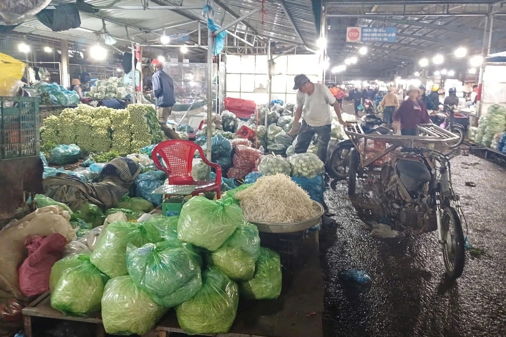Bạn đọc bức xúc khi giá đỗ ủ chất cấm vẫn có chứng nhận an toàn thực phẩm - 1 Bạn đọc bức xúc khi giá đỗ ủ chất cấm vẫn có chứng nhận an toàn thực phẩm - 1