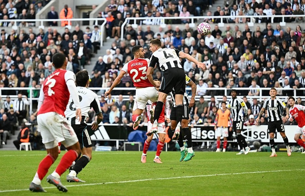 Arsenal ngược dòng ngoạn mục hạ Newcastle - 2 Arsenal ngược dòng ngoạn mục hạ Newcastle - 2