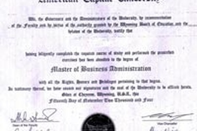 Trung tâm Anh ngữ SITC đào tạo “chui” 15 khóa Thạc sĩ