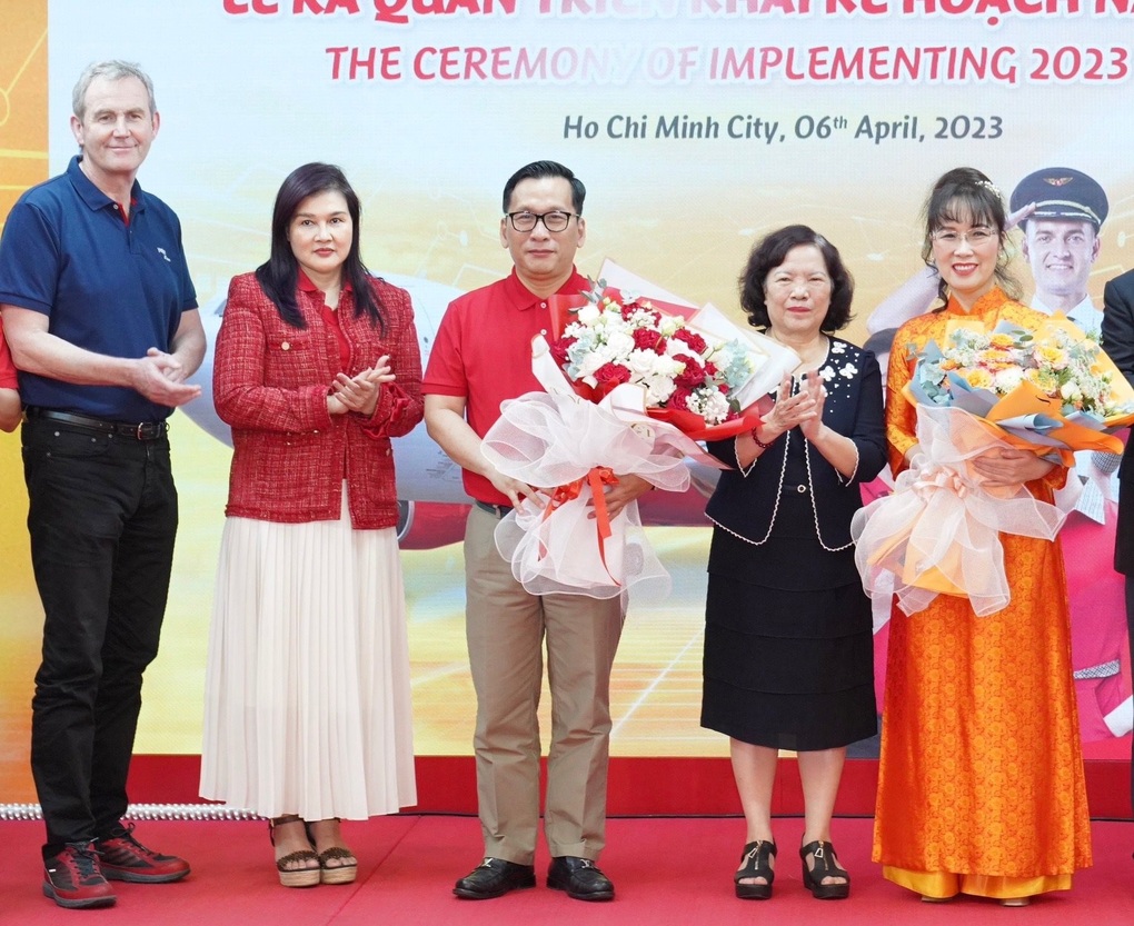 Vietjet có Chủ tịch, CEO mới - 1 Vietjet có Chủ tịch, CEO mới - 1