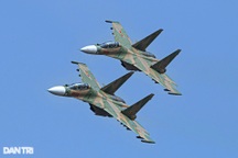 Máy bay xâm phạm vùng trời Việt Nam sẽ bị ép hạ cánh thế nào?