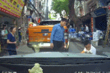 Hành xử đẹp sau va chạm giao thông - Có quá khó?