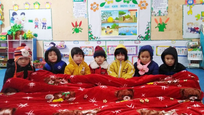 Rét đậm, rét hại: Hàng trăm nghìn học sinh Bắc Bộ và Bắc Trung Bộ nghỉ học - Ảnh 4.