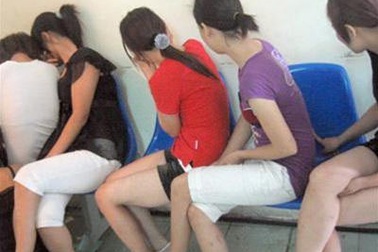 Facebook bị lợi dụng thành diễn đàn sex, quảng bá gái mại dâm