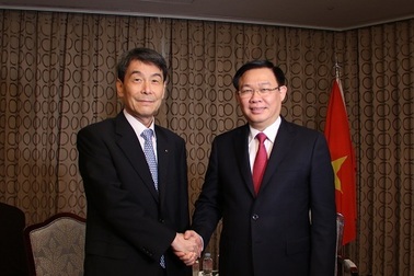 Phó Thủ tướng Vương Đình Huệ: Ngân hàng Hàn Quốc có thể mua lại ngân hàng Việt yếu kém