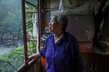 Sống mòn trong tập thể chờ sập ở Hà Nội, nơi giá đất 100 triệu đồng/m2