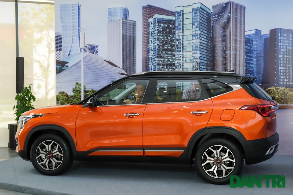 KIA Seltos vướng lùm xùm, VinFast làm xe sang cạnh tranh Lexus LX570 - 2 KIA Seltos vướng lùm xùm, VinFast làm xe sang cạnh tranh Lexus LX570 - 2