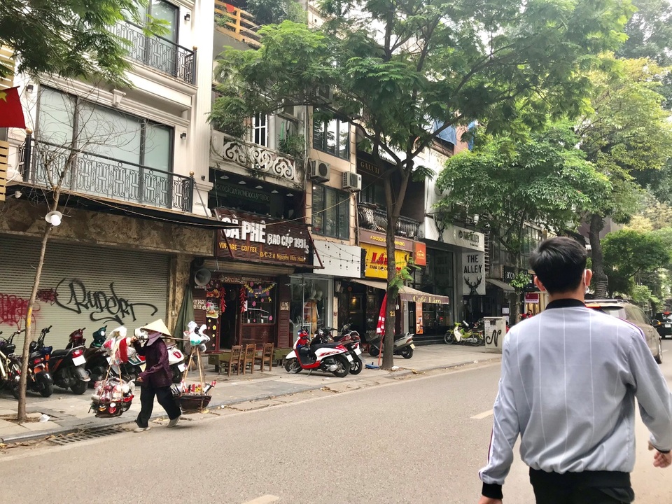 Những con phố quanh năm thơm mùi cà phê ở Hà Nội - 2 Những con phố quanh năm thơm mùi cà phê ở Hà Nội - 2