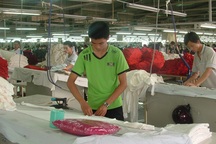 Nguy cơ lao động Việt thua tại sân nhà