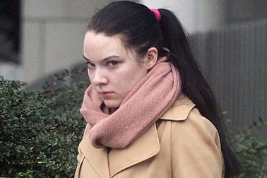 Cô gái có 3 giấy cáo phó bất ngờ xuất hiện ở tiệc cưới, sự thật bị phơi bày