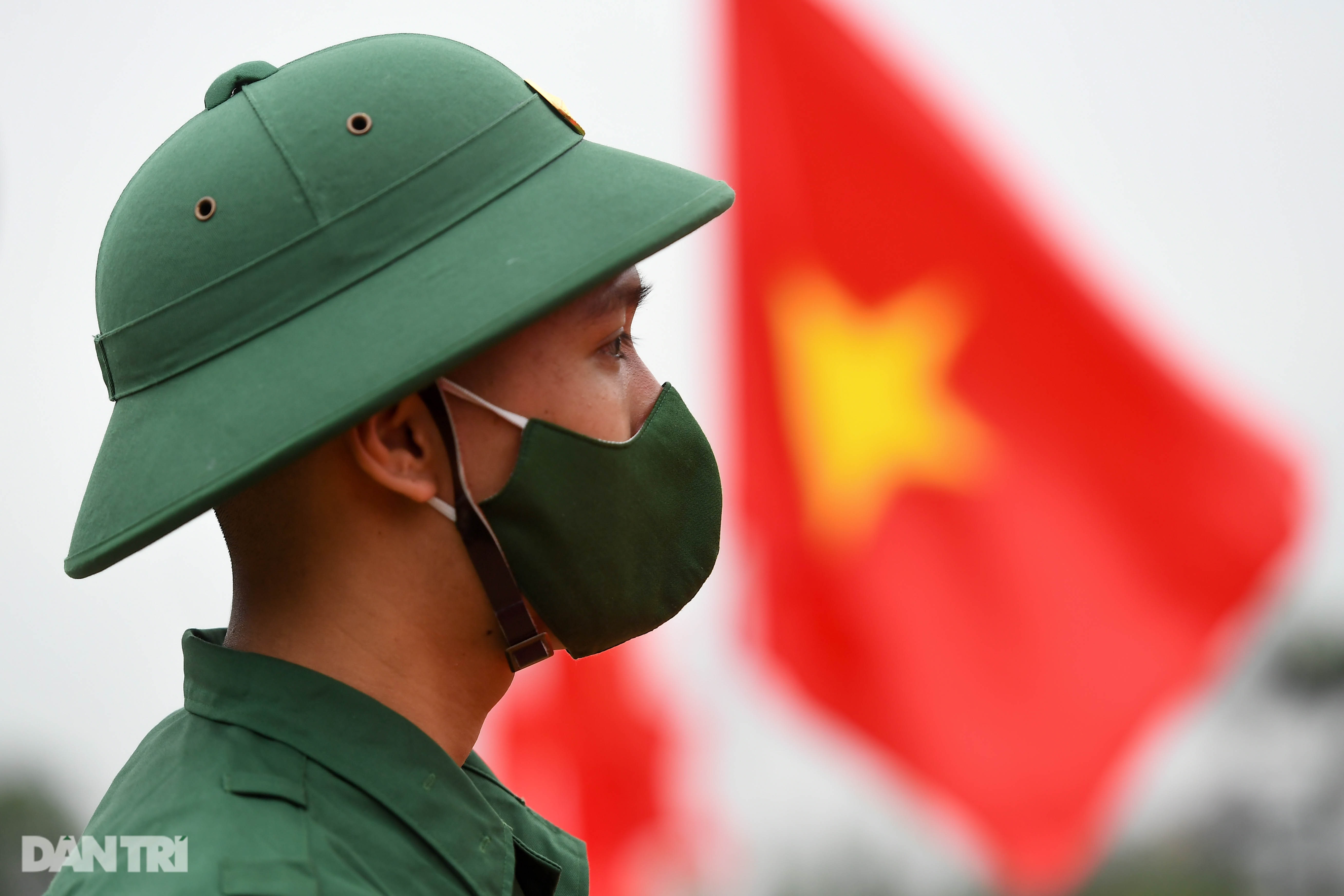 Xúc động khoảnh khắc tân binh thủ đô lên đường nhập ngũ - 10