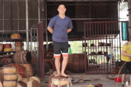 Nghề "tay gõ nhịp, chân nhún nhảy" vào vụ Tết