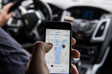 Thông tin Uber tạm dừng hoạt động chỉ là... "tin vịt"