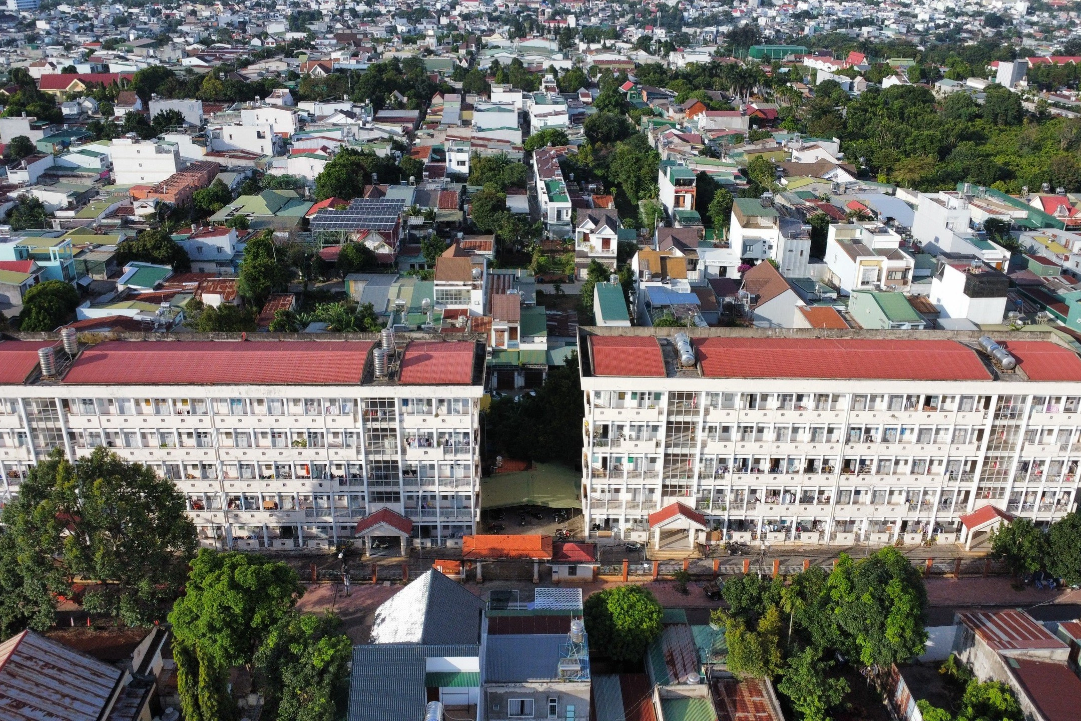 Ký túc xá 35 tỷ đồng chỉ 5 sinh viên ở: Dừng cho người lao động thuê - 2