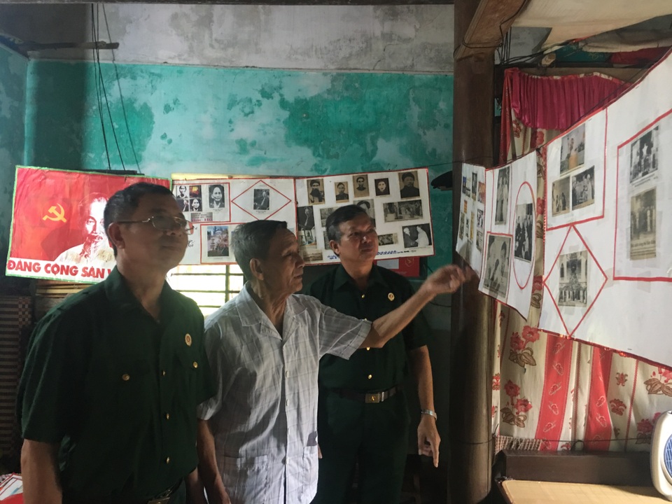 Người cựu chiến binh 15 năm miệt mài sưu tầm ảnh Bác Hồ - 2 Người cựu chiến binh 15 năm miệt mài sưu tầm ảnh Bác Hồ - 2