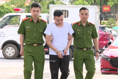 Bắt con nuôi của Tuấn “Thần Đèn”