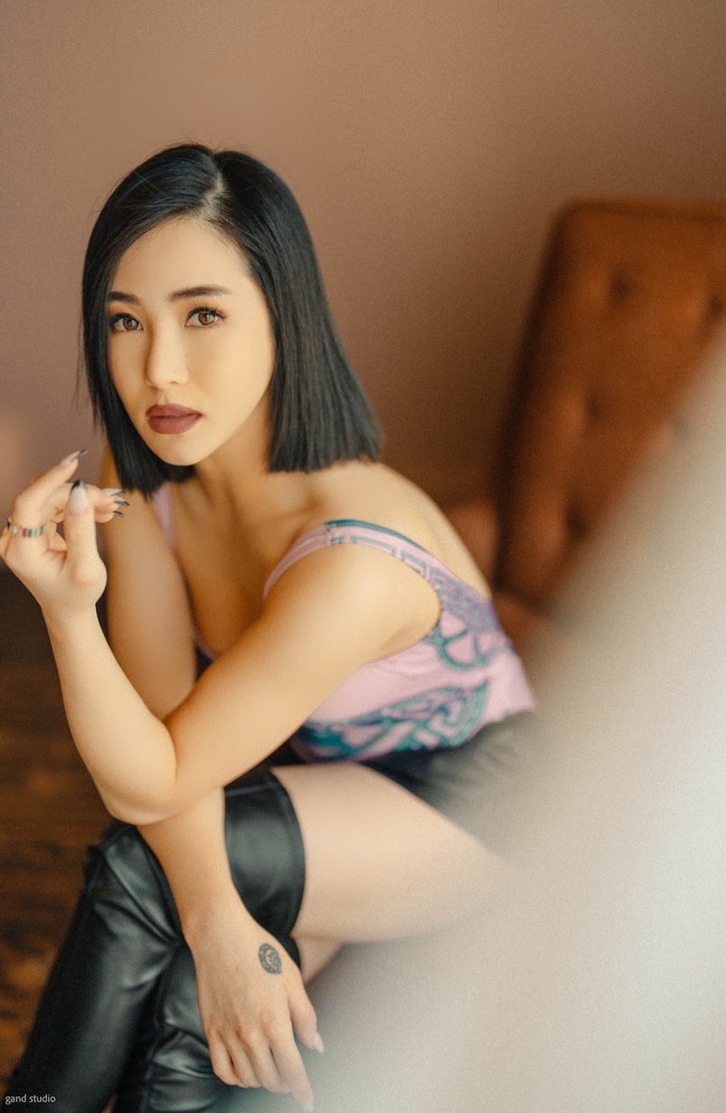 Hương Tràm - Quán quân giọng hát Việt năm 17 tuổi giờ ra sao? - 9