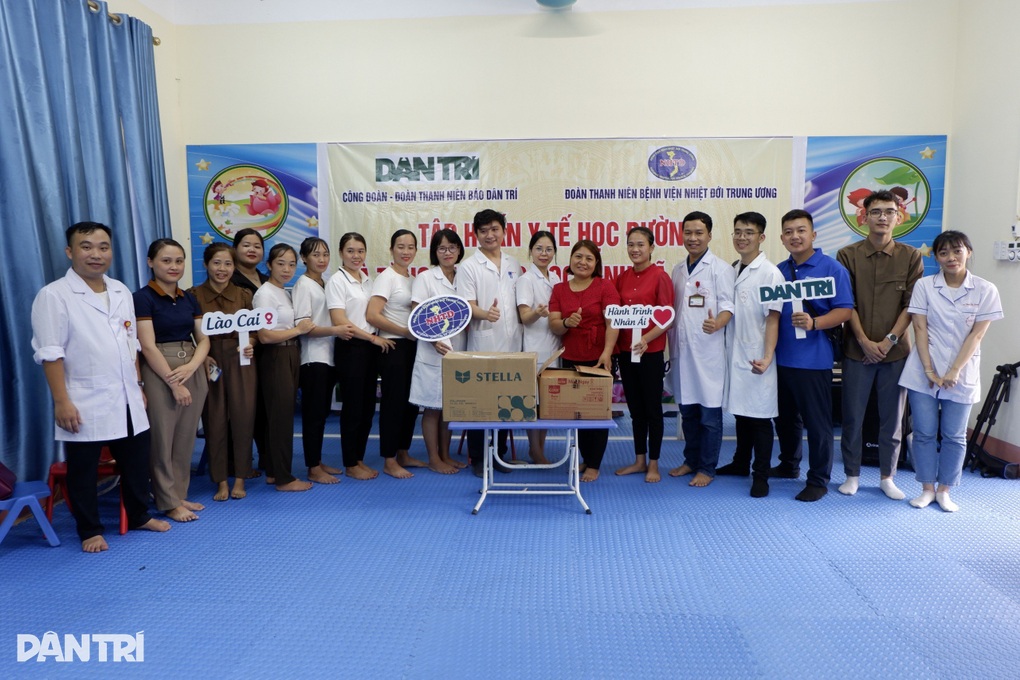 Nâng cao kỹ năng y tế học đường cho giáo viên tại xã nghèo Lào Cai - 8