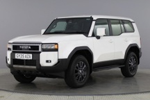 Land Cruiser Prado có phiên bản "công nhân", rút gọn nội thất chỉ còn 2 ghế