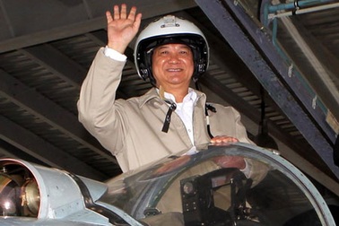 Chùm ảnh Thủ tướng đến thăm Trung đoàn 940