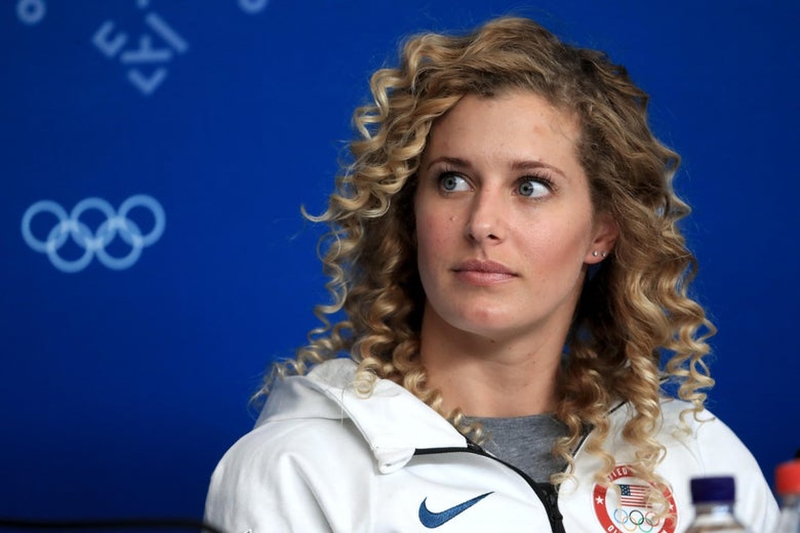 Lindsey Jacobellis: Mỹ nhân xinh đẹp lập cú đúp HCV Olympic - 4 Lindsey Jacobellis: Mỹ nhân xinh đẹp lập cú đúp HCV Olympic - 4