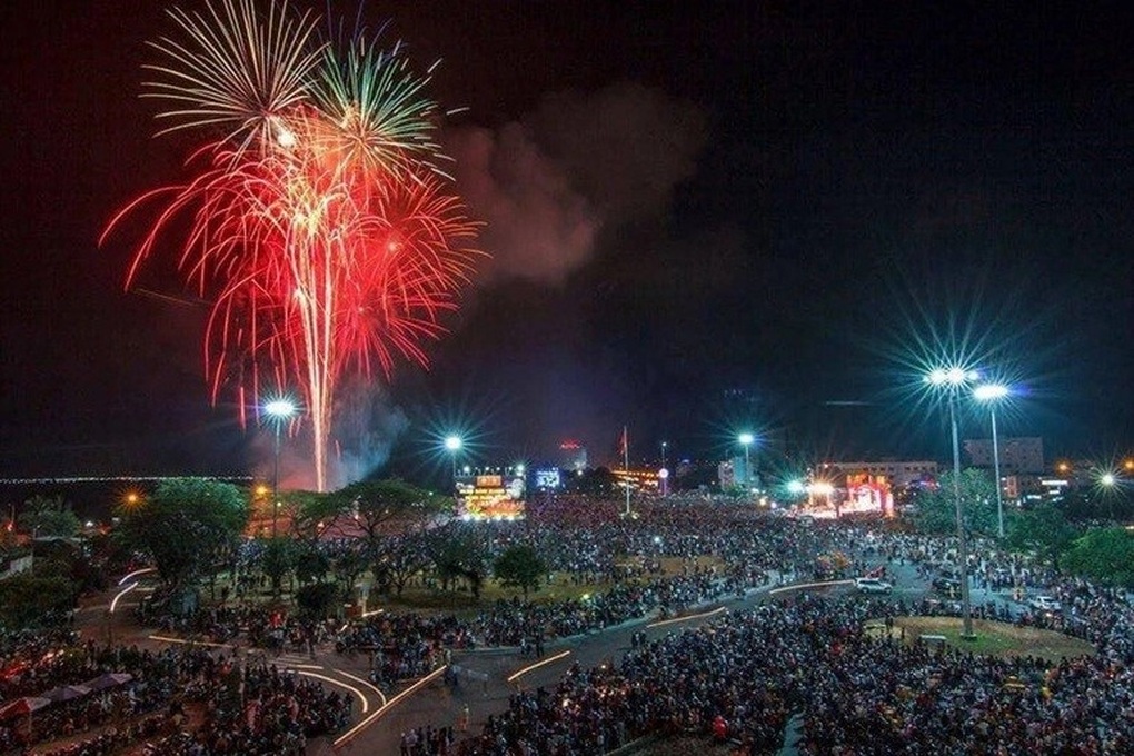 Bình Định bắn pháo hoa tại 3 địa phương dịp Tết Nguyên đán Quý Mão năm 2023 - 1 Bình Định bắn pháo hoa tại 3 địa phương dịp Tết Nguyên đán Quý Mão năm 2023 - 1