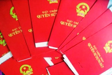 Phó Chủ tịch xã mang giấy tờ nhà đất giả đi vay ngân hàng