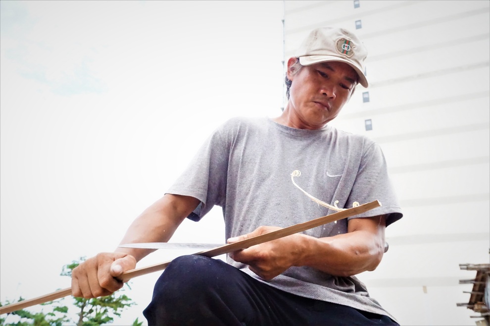 Những truyền nhân cuối cùng của tuyệt kỹ luyện thúng trăm năm - 1 Những truyền nhân cuối cùng của tuyệt kỹ luyện thúng trăm năm - 1