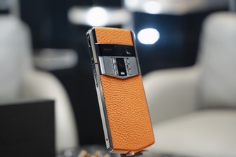 Lý do Vertu vẫn giữ yếu tố thủ công trong thời đại AI