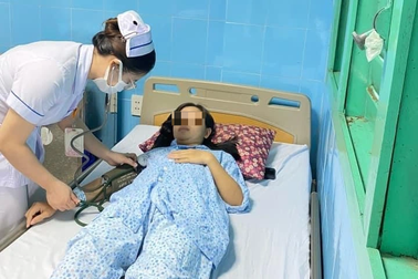 Nhập viện cấp cứu vì vỡ tử cung mới biết mình đang mang thai